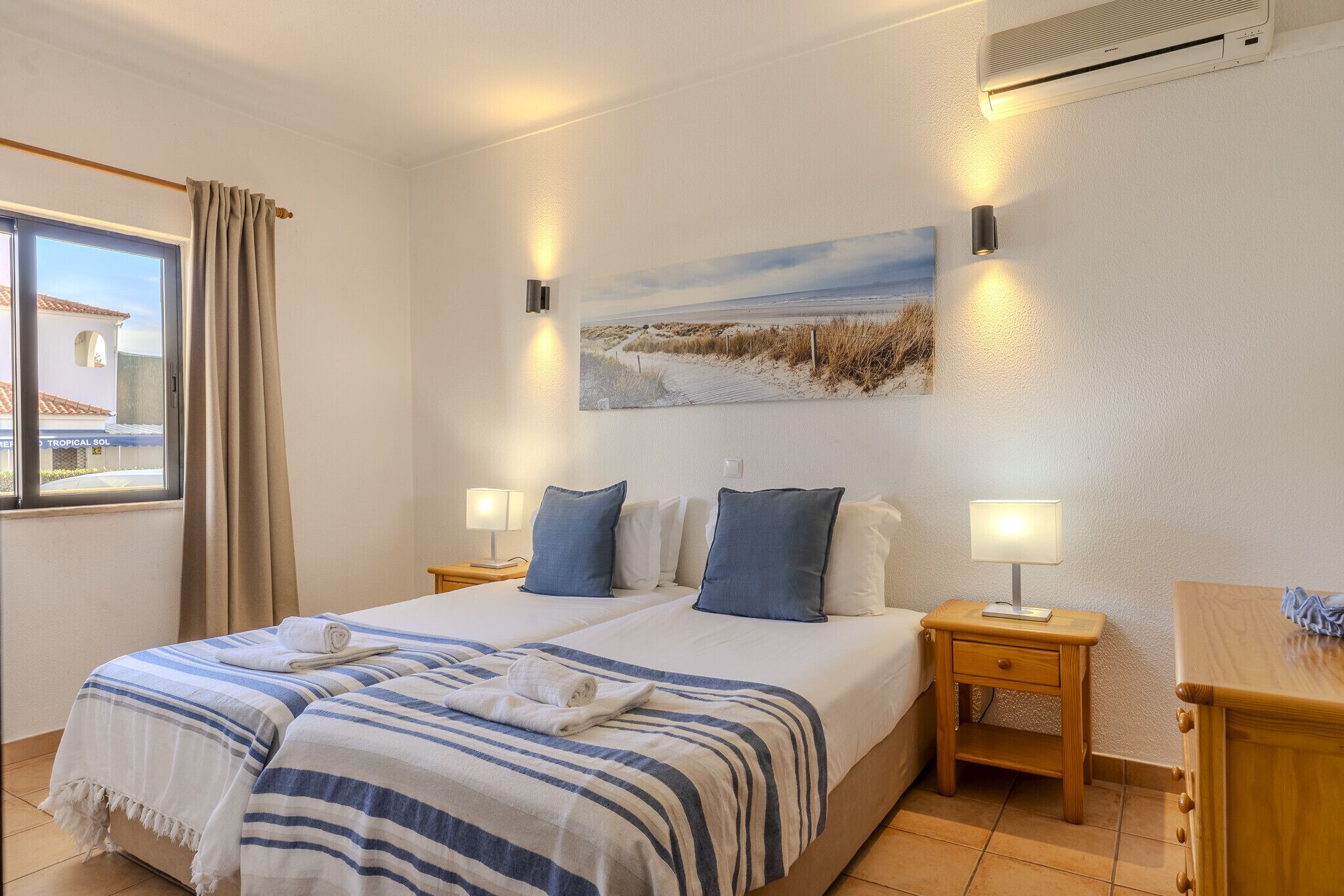 1 chambre, fer et planche à repasser, Wi-Fi gratuit