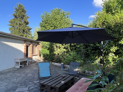 Studio dans Villa Jardin avec Parking Gratuite