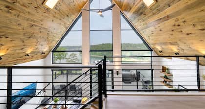 Eagle Bluff Cabin at Greers Ferry Lake