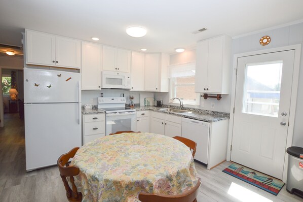Fridge, microwave, dishwasher, coffee/tea maker