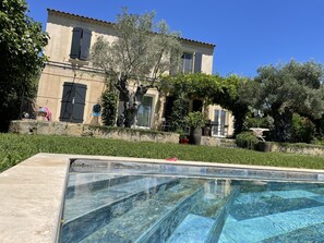 Udendørs pool
