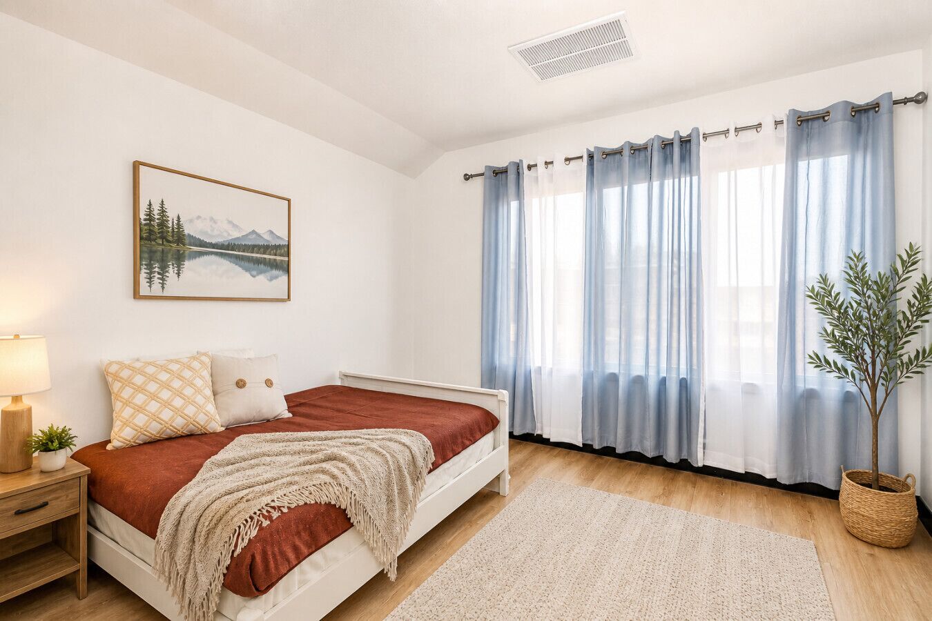 3 bedrooms, desk, iron/ironing board, WiFi