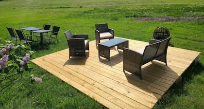 Carriage House in Old Saratoga