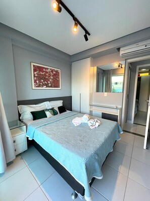 Comfort Apartment, 2 Bedrooms, Pool View | 2 bedrooms, free WiFi, bed sheets - Villas Do Atlântico (Ipojuca)