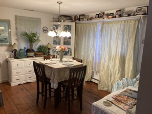 تناول الطعام