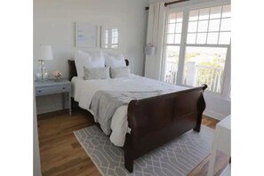 Room - 2-BR Waterfront Condo Resort (w/ Pool, Spa, Golf) (Panama City Beach)