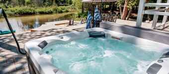 After Dune Delight 5BR Home River Kayaks Beaches