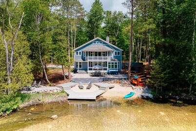 Hottub After Dune Delight 5BR Home River Kayaks Beaches