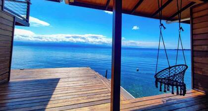 Bahia Coral Lodge - EcoLodge Over the water