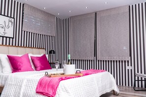 Bügeleisen/Bügelbrett, kostenloses WLAN, Bettwäsche