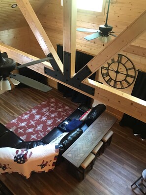 Interior - Cozy A-Frame cabin right next to the water. (Linn Valley)