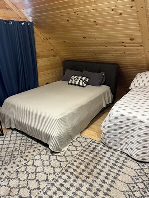 1 soverom, reiseseng for barn og sengetøy