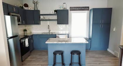 Dog Friendly|Fully Fenced|Full Kitchen|Firepit