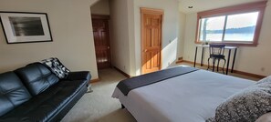 3 Schlafzimmer, Schreibtisch, Bügeleisen/Bügelbrett, kostenloses WLAN