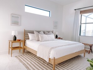 3 habitaciones, camas con efecto memoria y escritorio 