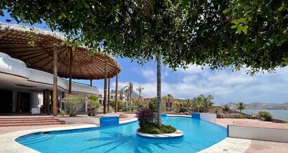 Large 3BR Home Steps from the Playa Algodones Beach – Villas California