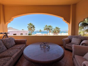 Interior - Large 3BR Home Steps from the Playa Algodones Beach – Villas California (San Carlos Nuevo Guaymas)