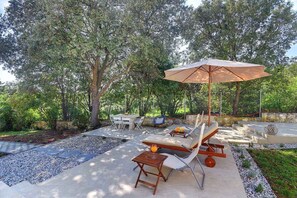 屋外ダイニングエリア