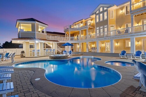 Palazzo | Oceanfront | Private Pool, Hot Tub, Dog Friendly