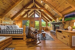 1 bedroom, iron/ironing board, WiFi, bed sheets - Private Studio Log Cabin! Hot Tub,Fireplace,Relax! (Sevierville)