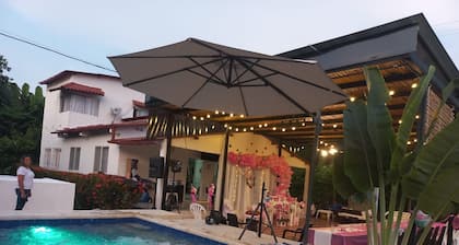 FAMILY VILLA-WITH JACUZZI - HYDROMASSAGE