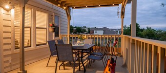 4-Bedroom 2.5-bath Villa Near UTSA Six Flags and Sea World