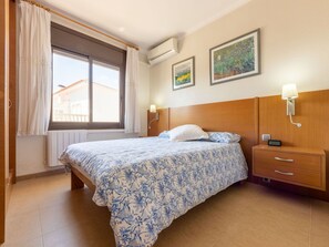 3 Schlafzimmer, Bügeleisen/Bügelbrett, Reisekinderbett, kostenloses WLAN