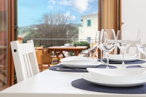 Dining - Lovely apartment in Residence with pool (Santa Teresa Gallura)