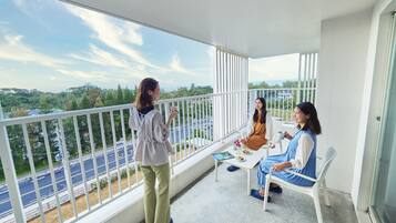 Deluxe Suite, Non Smoking | Balcony view