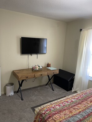 2 habitaciones, tabla de planchar con plancha y wifi gratis 