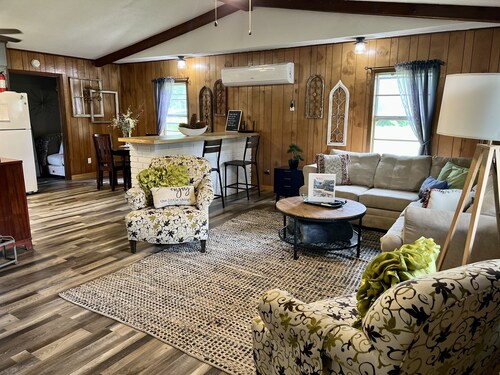 Blake's Place / Stocked Pond / Secluded / Wi-Fi