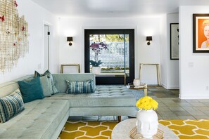 TV, fireplace, stereo