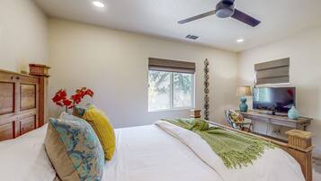 2 bedrooms, iron/ironing board, internet, bed sheets