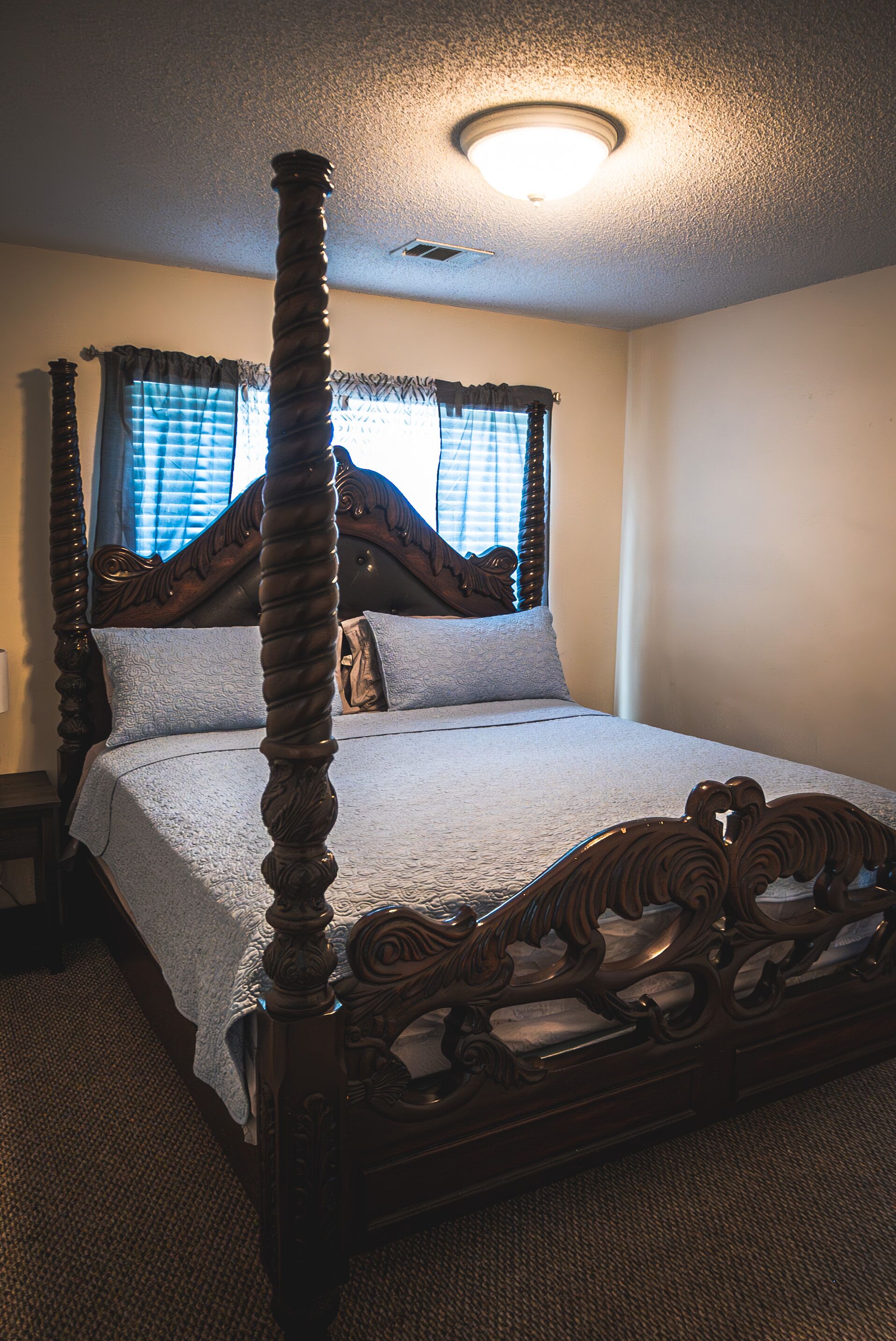 3 habitaciones, tabla de planchar con plancha y wifi gratis 