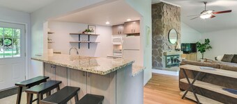 Family Retreat Near Beach on Lake Charlevoix