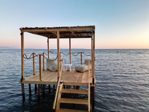 Property grounds - Beachfront/2Br/Garden/Bbq/SeaView/QuietRetreat (Tourlida)