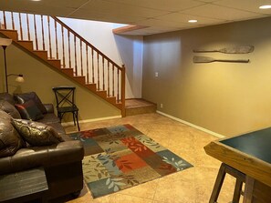 Interior - The Bison on Flathead Lake (Polson)