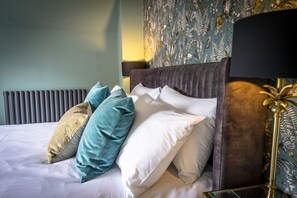 1 bedroom, iron/ironing board, Internet