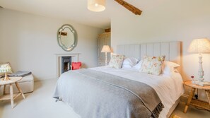 7 bedrooms, iron/ironing board, travel cot, free WiFi