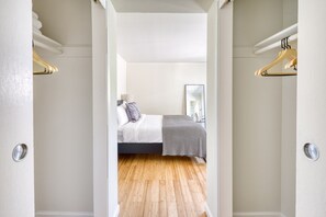 2 sovrum, strykjärn/strykbräda, wi-fi och sängkläder