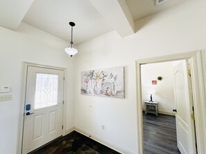 Interior - Chateau 16, spacious townhouse in Tickfaw, LA (Tickfaw)