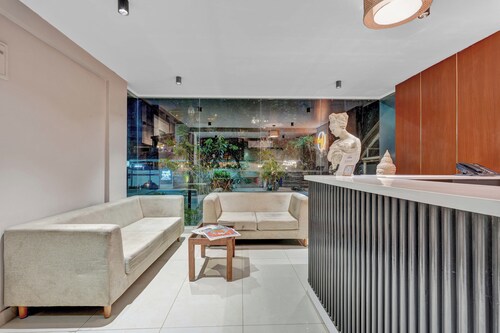 UPAR Hotels Indiranagar