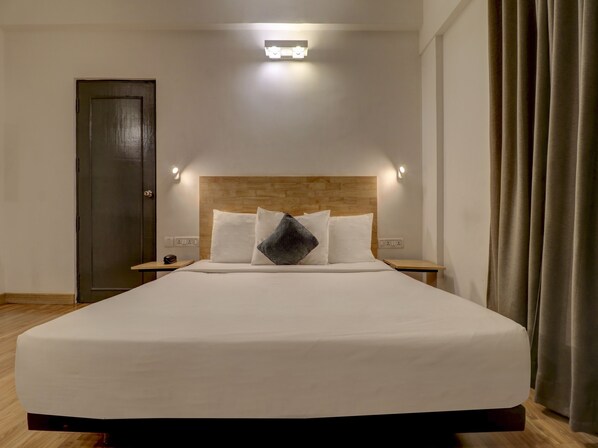 Business Studio Suite | Egyptian cotton sheets, premium bedding, desk, laptop workspace