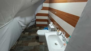Luxury Tent | Bathroom
