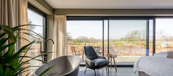 Little Hayloft by Bloom stays - charming barn with hot tub