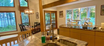Lake View Berkshires Retreat - Private & Minutes to Lenox