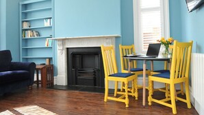 Interior - An apartment that sleeps 2 guests  in 1 bedroom (Cheltenham)