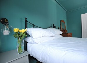 1 bedroom, iron/ironing board