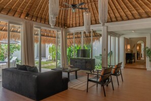 ดีลักซ์วิลล่า | บริเวณนั่งเล่น