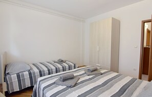 2 bedrooms, free WiFi, bed sheets